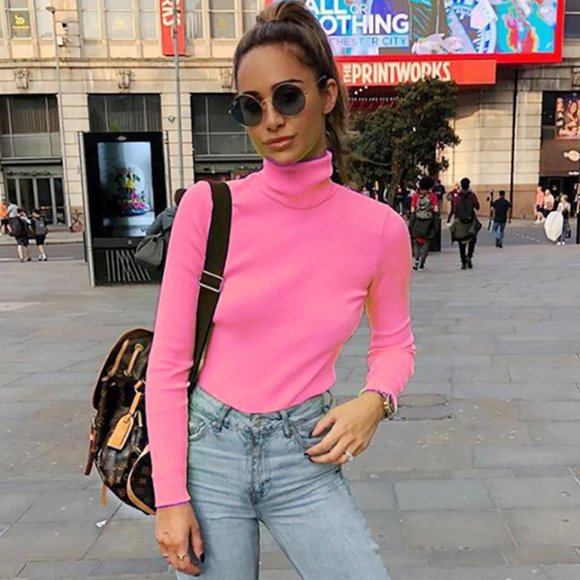 Neon Pink Mockneck Long Sleeve Top T’shirt NWT - Size S - Picture 4 of 6